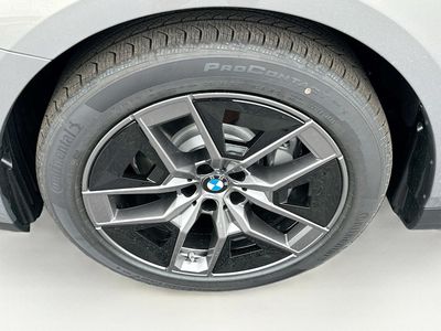 2026 BMW 5 Series - Photo 26