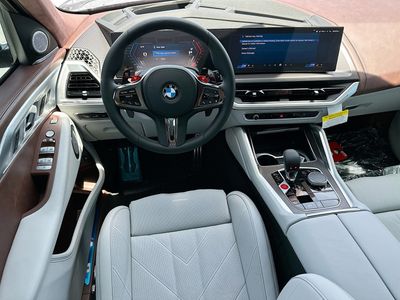 2026 BMW XM - Photo 16