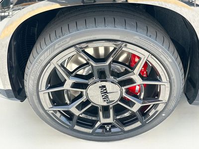 2026 BMW XM - Photo 25