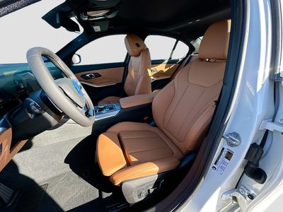 2026 BMW 3 Series - Photo 15
