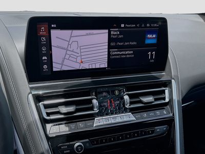 2026 BMW 8 Series - Photo 10