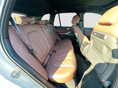 2026 BMW X5 - Photo 22