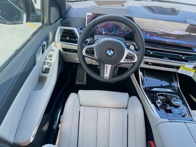 2026 BMW X7 - Photo 17