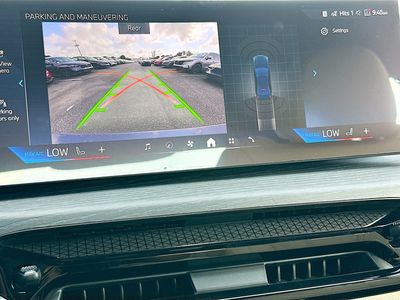 2026 BMW 3 Series - Photo 11