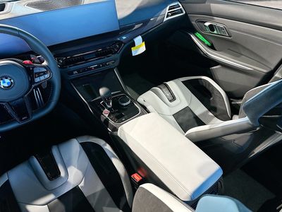 2026 BMW M3 - Photo 15