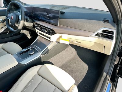 2026 BMW 3 Series - Photo 24