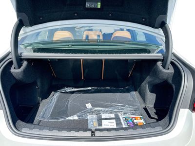 2026 BMW 3 Series — photo 18 view