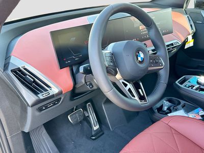 2026 BMW iX - Photo 7
