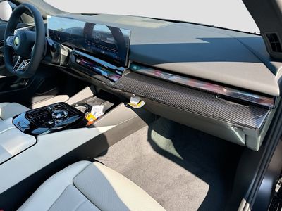 2027 BMW 5 Series - Photo 24
