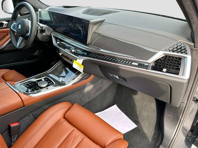 2026 BMW X7 - Photo 25