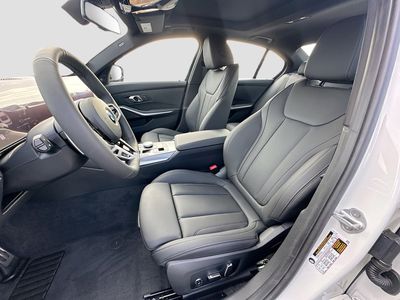 2026 BMW 3 Series - Photo 15