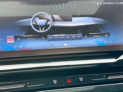 2026 BMW 5 Series - Photo 11