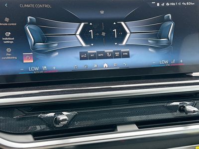 2026 BMW X7 - Photo 13
