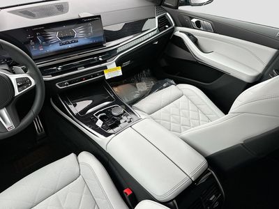 2026 BMW X7 - Photo 18