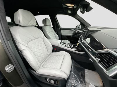 2026 BMW X7 - Photo 23