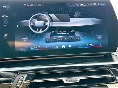 2026 BMW X2 - Photo 12