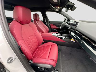 2026 BMW 5 Series - Photo 23