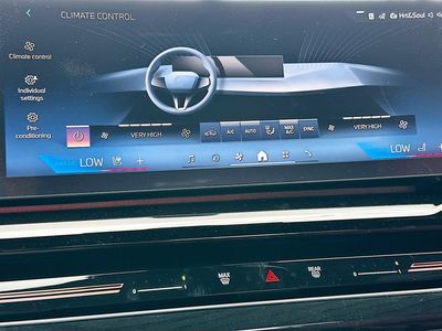 2026 BMW 5 Series - Photo 13