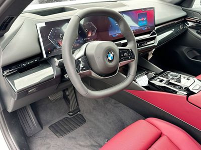 2026 BMW 5 Series - Photo 7
