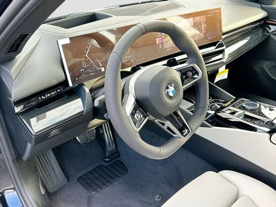 2026 BMW 5 Series - Photo 7