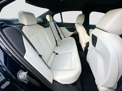 2026 BMW 5 Series - Photo 22
