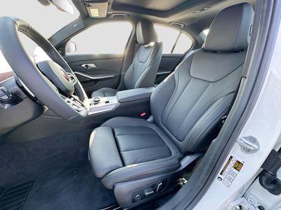 2026 BMW 3 Series - Photo 15