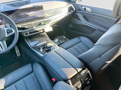 2026 BMW X7 - Photo 18