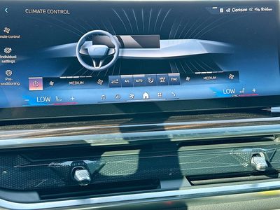 2026 BMW X5 - Photo 13
