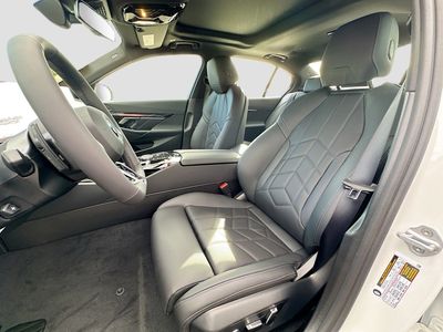 2026 BMW 5 Series - Photo 15