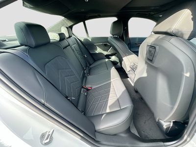2026 BMW 5 Series - Photo 22