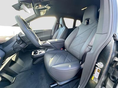 2026 BMW iX - Photo 15