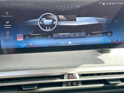 2026 BMW iX - Photo 13