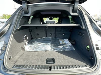 2026 BMW iX - Photo 21