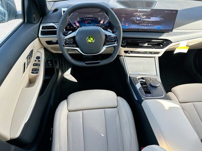 2026 BMW 3 Series - Photo 17