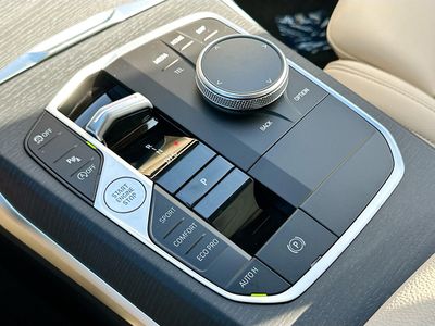 2026 BMW 3 Series - Photo 14