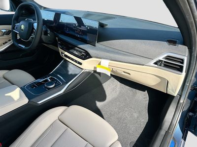 2026 BMW 3 Series - Photo 24