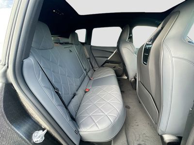 2026 BMW iX - Photo 22