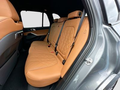 2026 BMW X5 - Photo 19