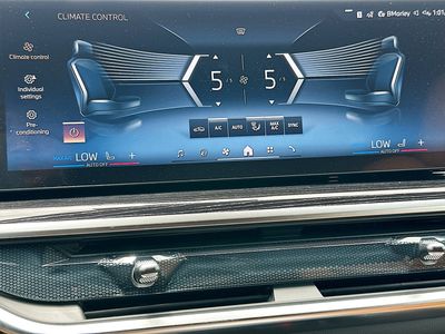 2026 BMW X5 - Photo 13