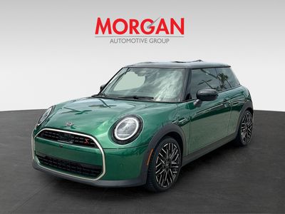 2025 MINI Hardtop 2 Door - Photo 3
