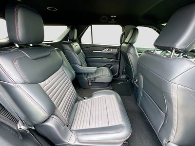 2025 Ford Explorer - Photo 25