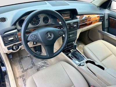 2010 Mercedes-Benz GLK — photo 9 view