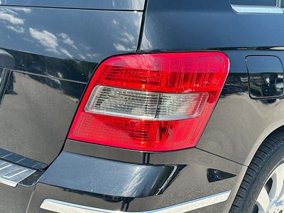 2010 Mercedes-Benz GLK — photo 22 view