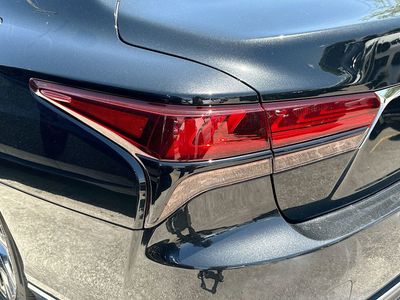 2023 Lexus LS - Photo 5