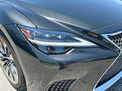 2023 Lexus LS - Photo 18
