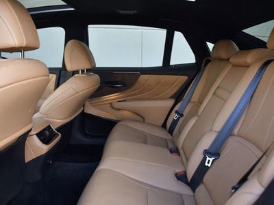 2023 Lexus LS - Photo 26