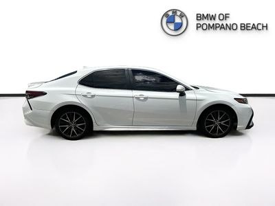 2021 Toyota Camry - Photo 3