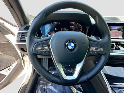 2021 BMW 3 Series - Photo 10