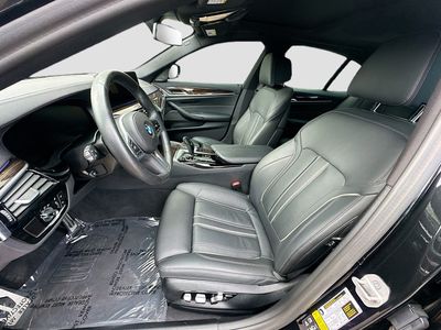 2023 BMW 5 Series - Photo 17