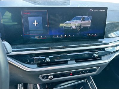 2025 BMW X7 - Photo 13